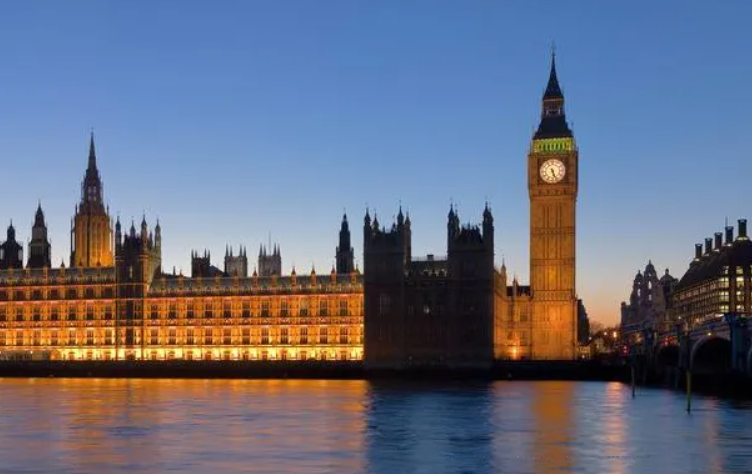 英國(guó)留學(xué)