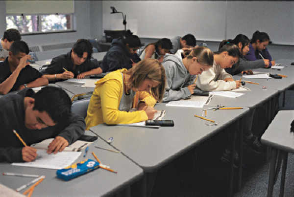 SAT考試報(bào)名費(fèi)用是多少？