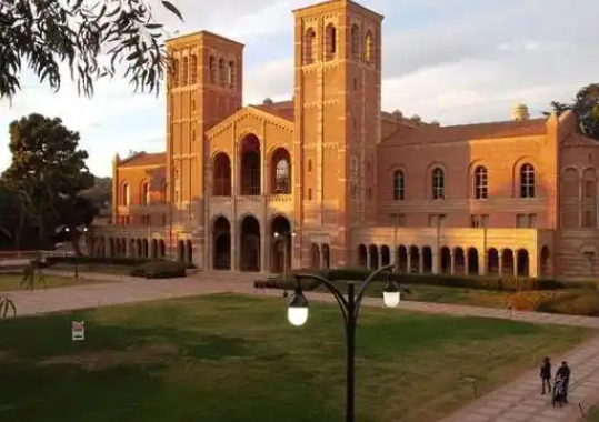 加州大學申請指南：簡單介紹UC分校錄取新趨勢